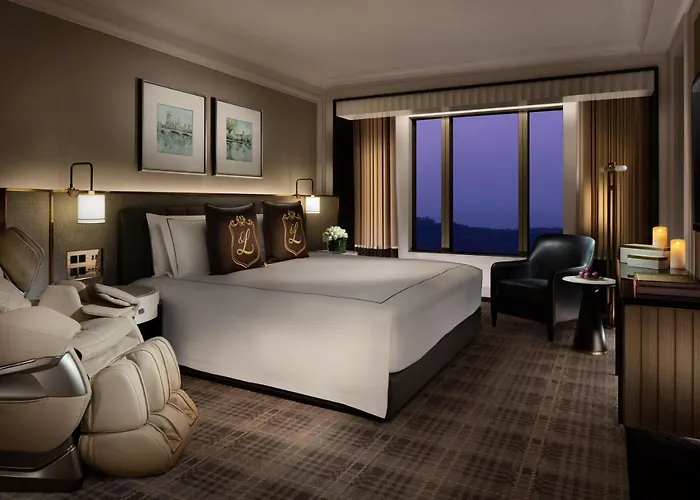 The Londoner Hotel