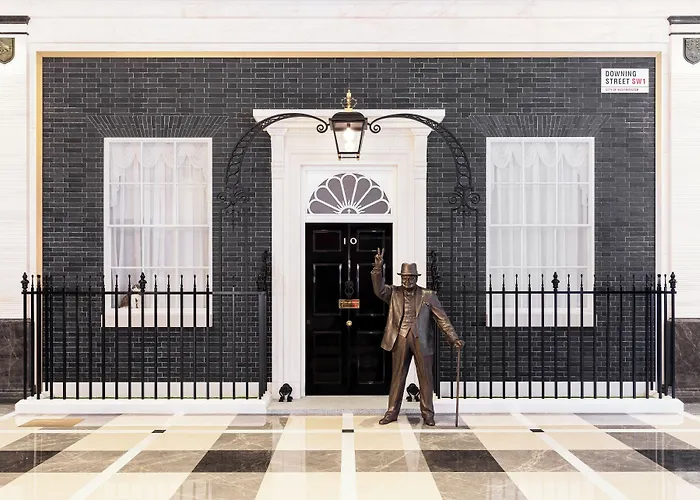 The Londoner Hotel